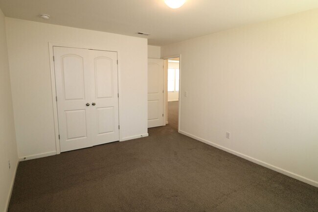 Building Photo - 4740 Wesmar Ct