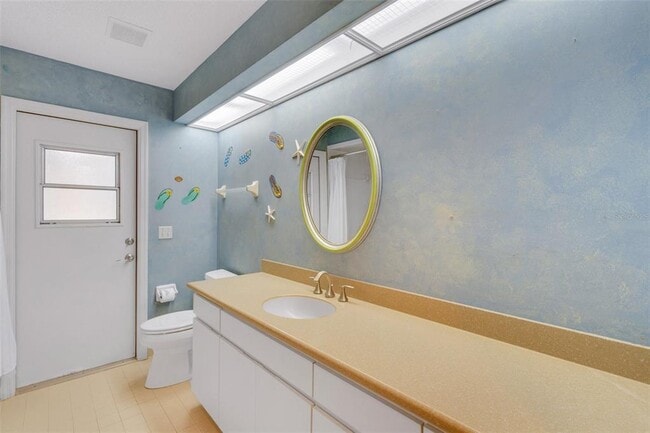 Building Photo - 3845 Garnet Dr