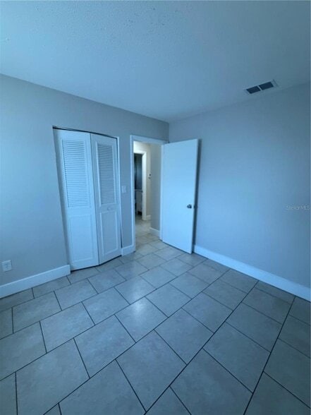 Building Photo - 2520 John Bruce Ave