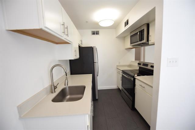 Building Photo - 5404 Reiger Ave