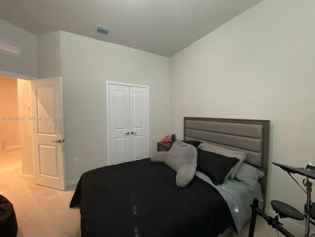 Building Photo - 10820 SW 232nd Terrace