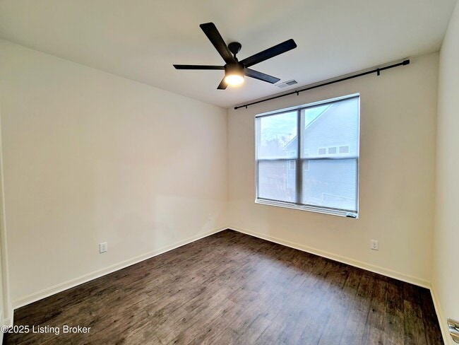 Building Photo - 3808 Misty Grove Ct