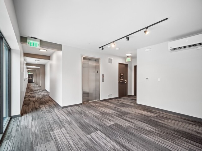 Building Photo - The Brooklyn on 6th Apartments