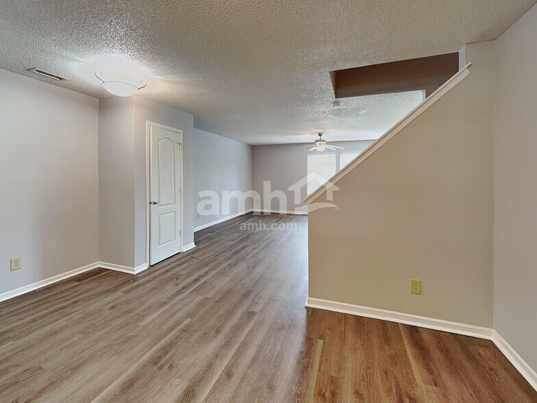 Building Photo - 1779 Feather Reed Ln