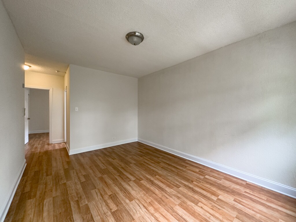 Building Photo - 1742 N Humboldt Blvd