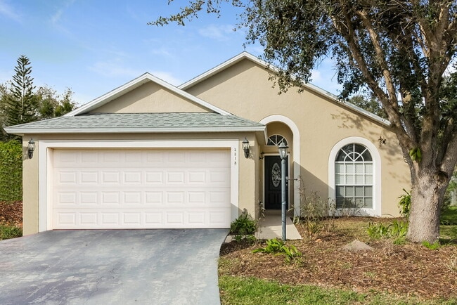 Building Photo - 3318 Cypress Point Cir