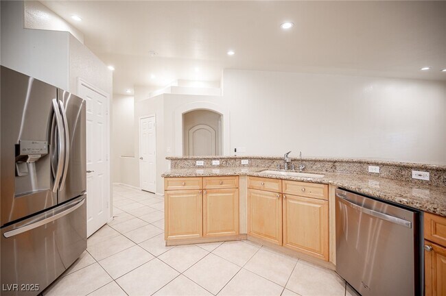 Building Photo - 2547 Citrus Garden Cir