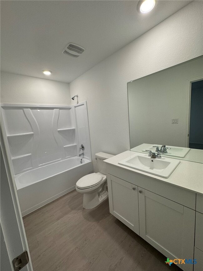 Building Photo - 317 Trinity River Holw