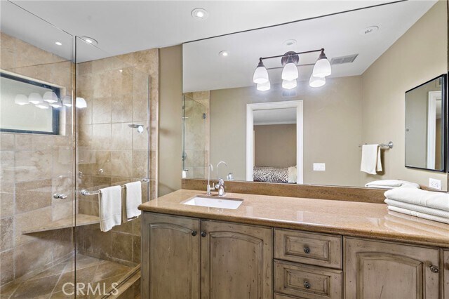 Building Photo - 19 Kamalii Ct