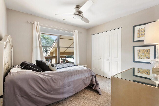 Building Photo - 13115 Belhaven Ct