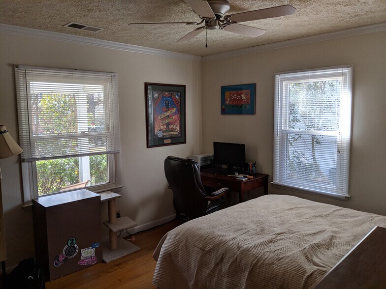 Second bedroom - 117 Monte Vista Ave