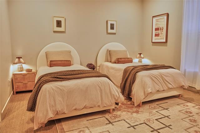 Building Photo - 4026 Travis St