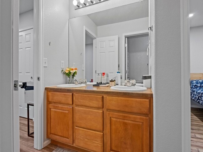 Building Photo - Stunning 4-Bed, 3-Bath House in SE Fort Collins!