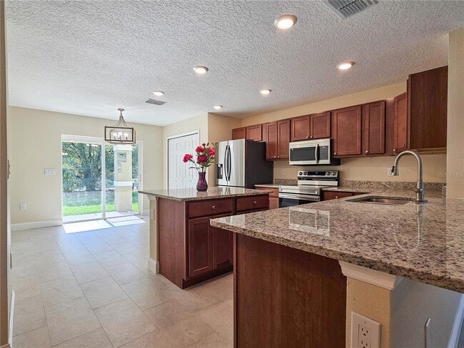 Building Photo - 6921 Central Ave