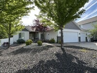 Building Photo - Spacious One-Level Living – 3 Bedrooms, 2 Baths, Central Valley School District