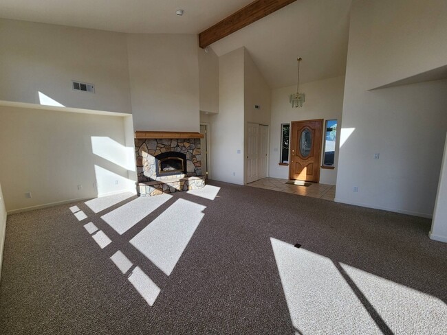 Building Photo - 97671 Marina Heights Loop