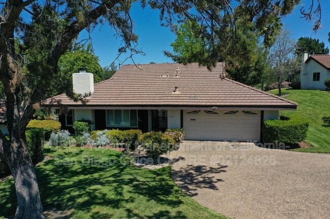 Building Photo - 12576 Oaks N Dr