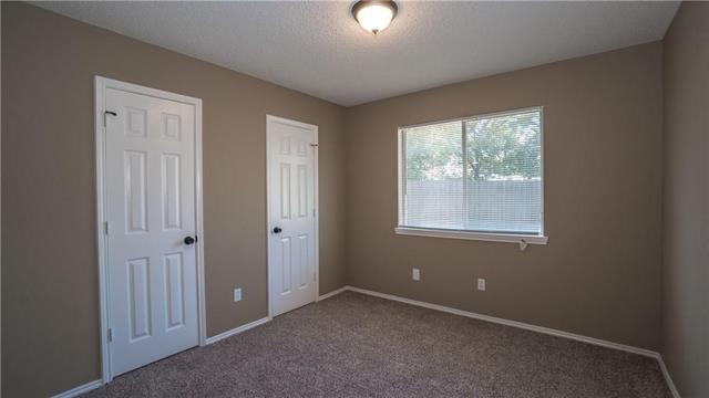 Building Photo - 1512 Manitoba Ln