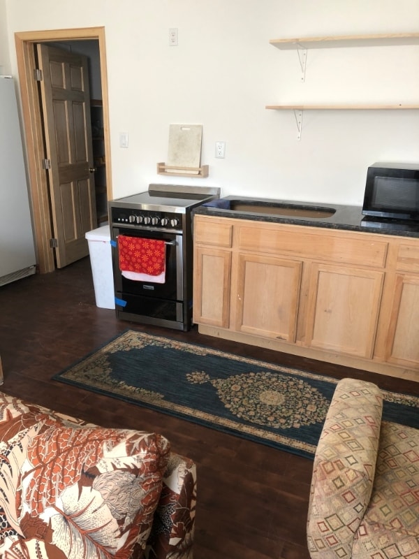 Building Photo - 24 Perry St