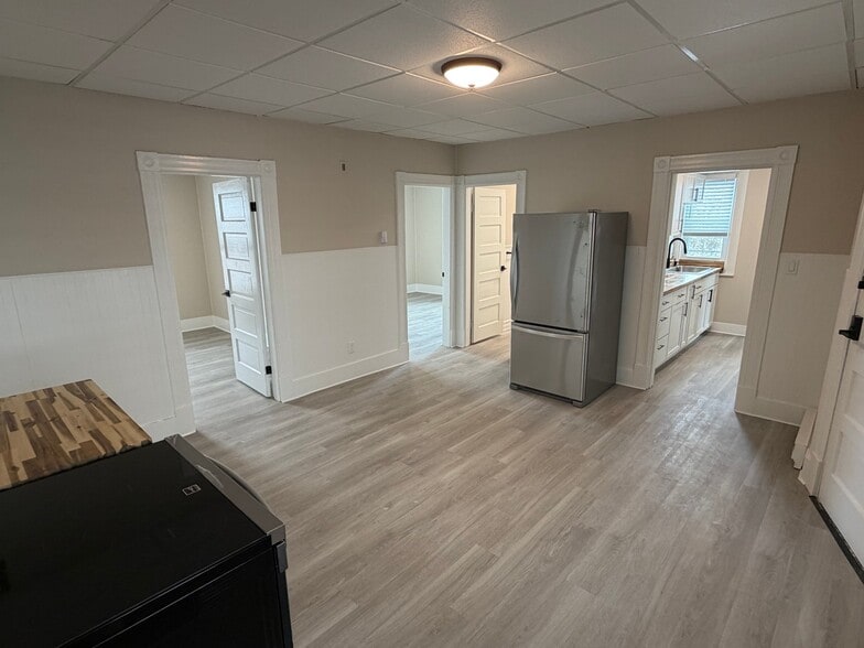 Building Photo - 503 Rimmon St