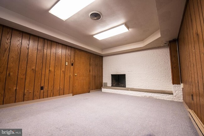 Building Photo - 980 Davisville Rd