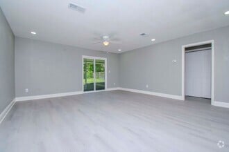 Building Photo - 1313 Eagleview Dr