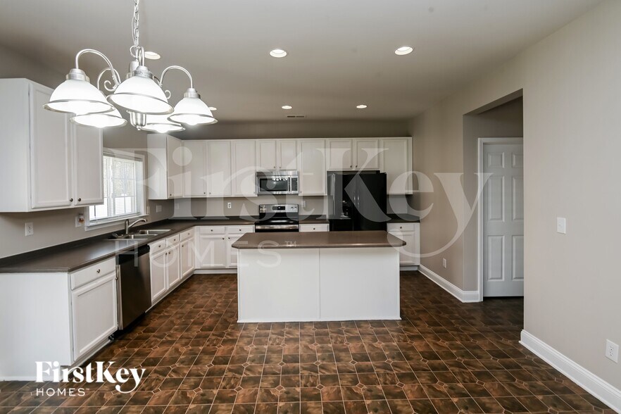 Building Photo - 5330 Talus Trace Ln