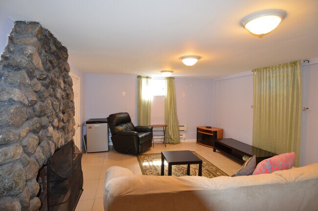 Building Photo - 50 Lane Park