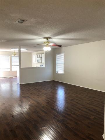 Building Photo - 2503 Cherry Dr