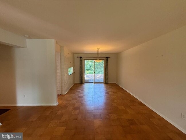 Building Photo - 6534 Jay Miller Dr