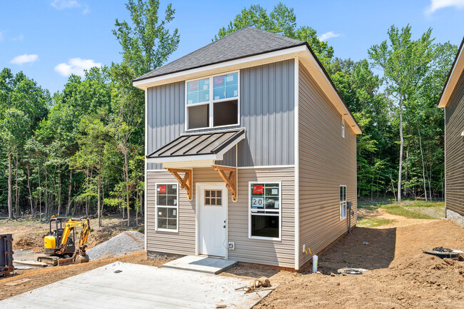 Building Photo - West Winds