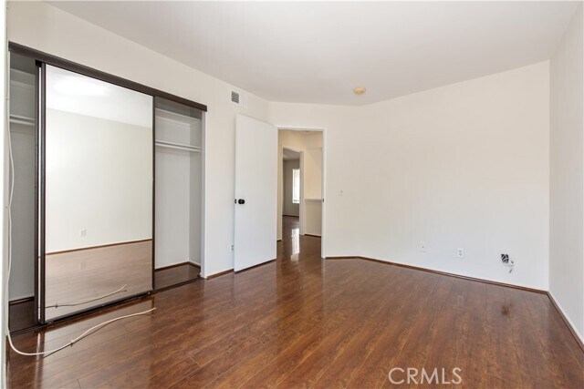 Building Photo - 105 Stanford Ct