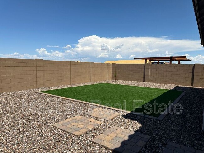 Building Photo - 36610 W Mediterranean Way