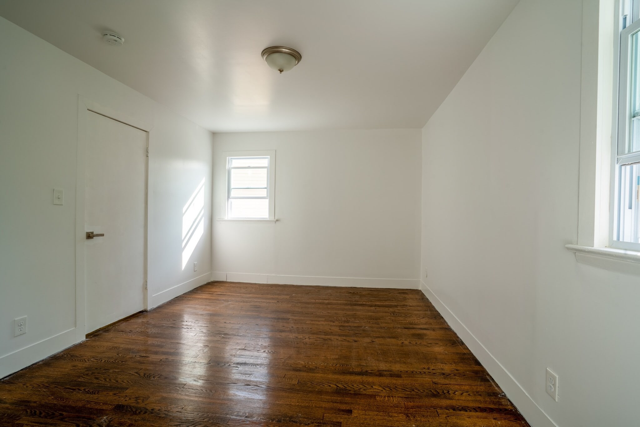 Bedroom 1 - 83 Sheridan St