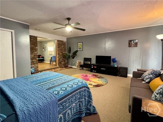 Building Photo - 12439 Largo Dr