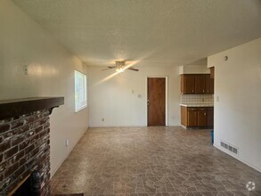 Building Photo - 4877 E Norwich Ave