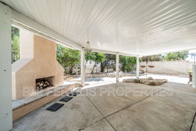 Building Photo - 5055 St Albert Dr