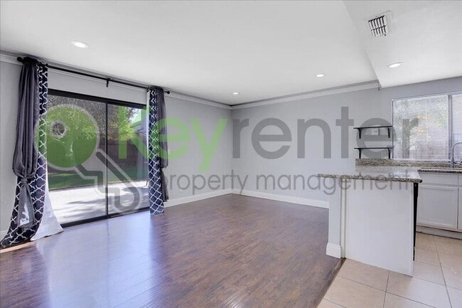 Building Photo - 3462 Bridgeford Dr