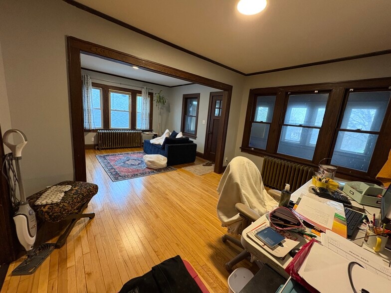 Building Photo - 1006 Gould Ave NE