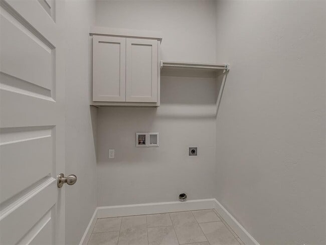 Building Photo - 9324 NW 143rd St