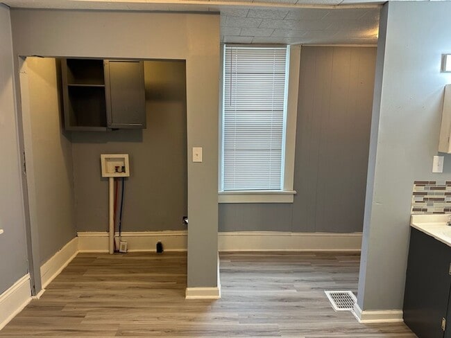 Building Photo - Coming soon- 4 bedroom house with double lot in Mansfield