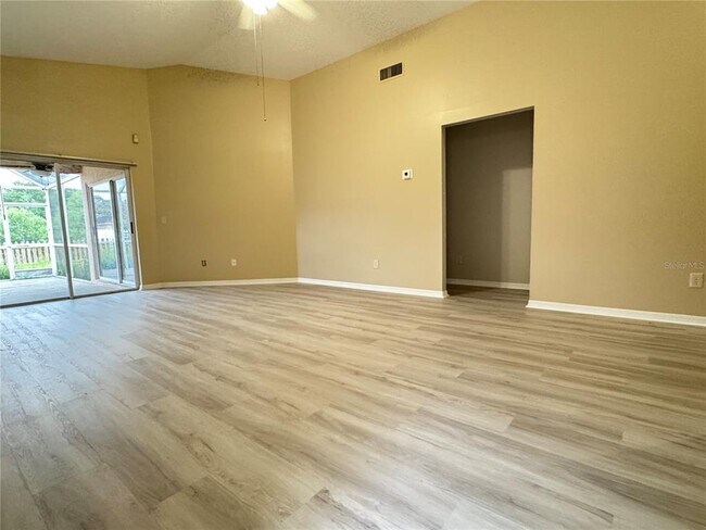 Building Photo - 27618 Sky Lake Cir