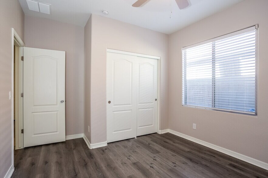 Building Photo - 33022 N Falcon Trail