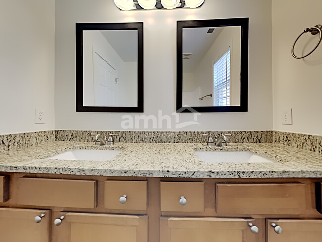 Building Photo - 2933 Smooth Stone Trail