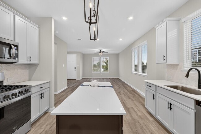 Building Photo - 6427 Prospect Oaks Pkwy