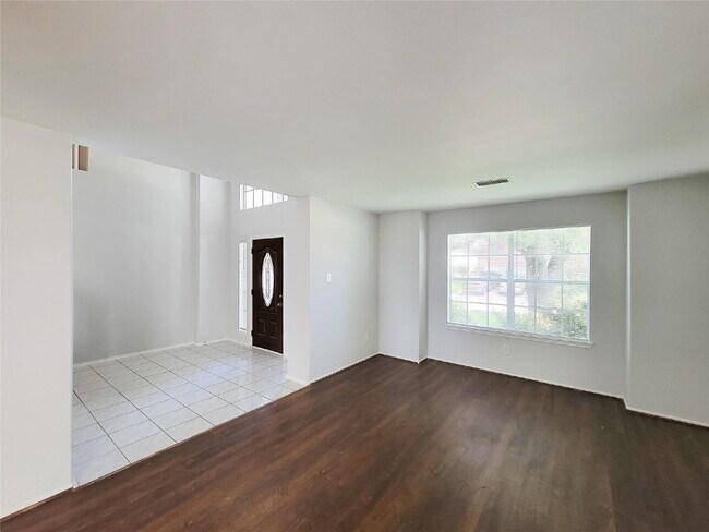 Building Photo - 6 Bedroom Home for Rent in Katy TX 77449 | Westfield | 3.5 Baths | 2-Car Garage