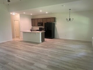 Building Photo - 41363 Rosewood Ln
