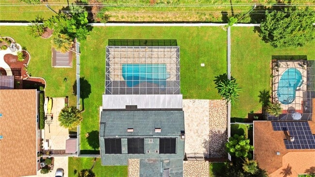 Building Photo - 433 Pelican Bay Dr