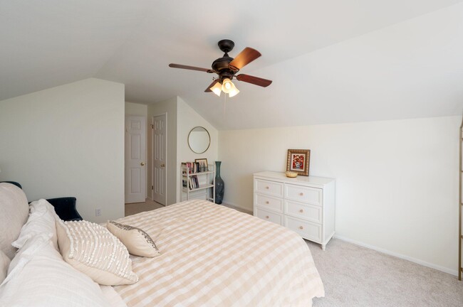 Building Photo - 4522 Parkwood Ln