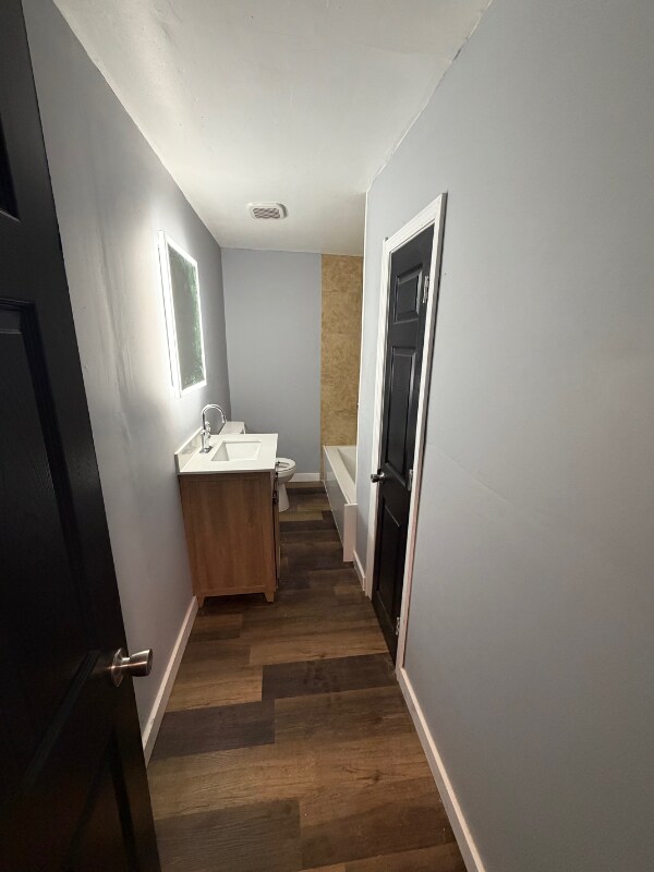 Building Photo - 514 Iowa Ave